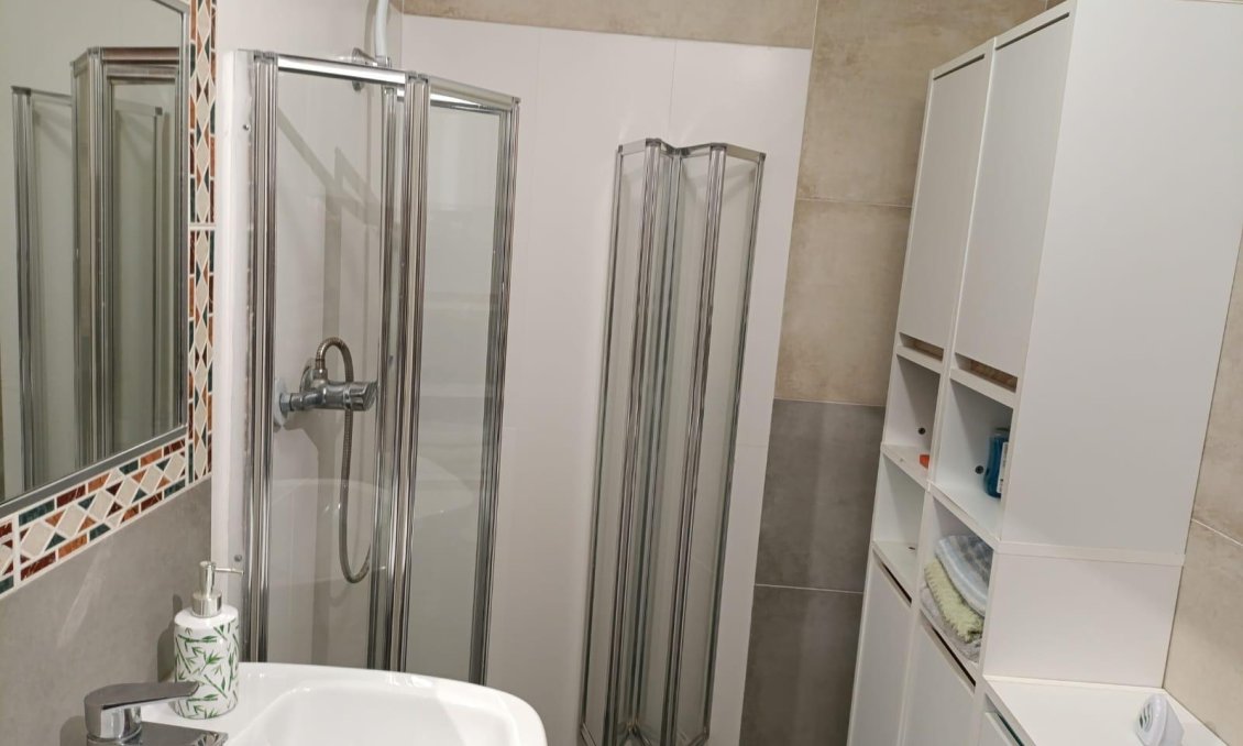 Wiederverkauf - Wohnung -
Torrevieja