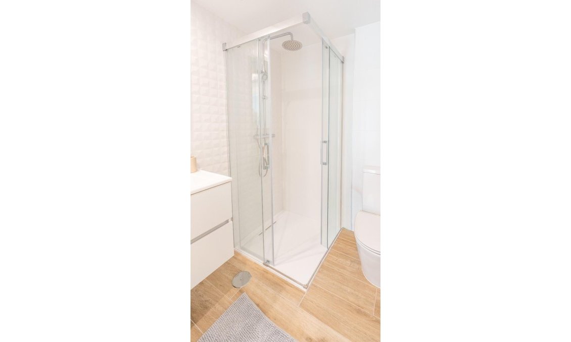 Segunda mano - Apartamento -
Torrevieja - Punta Prima