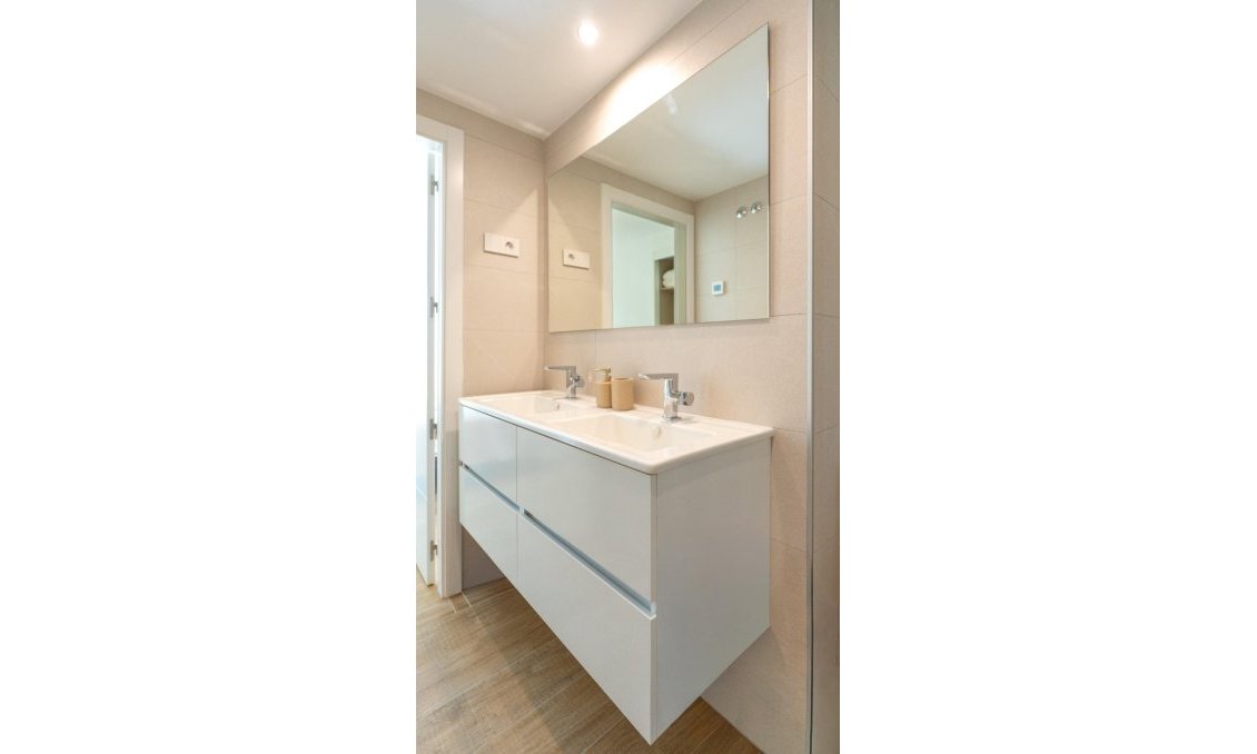 Segunda mano - Apartamento -
Torrevieja - Punta Prima