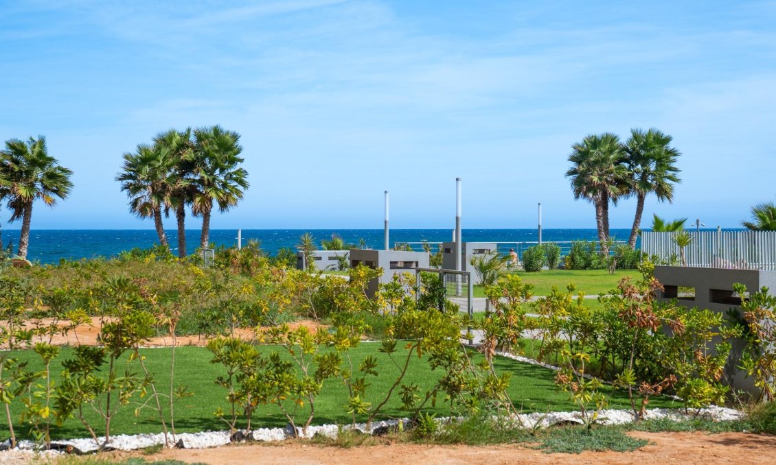 Segunda mano - Apartamento -
Torrevieja - Punta Prima