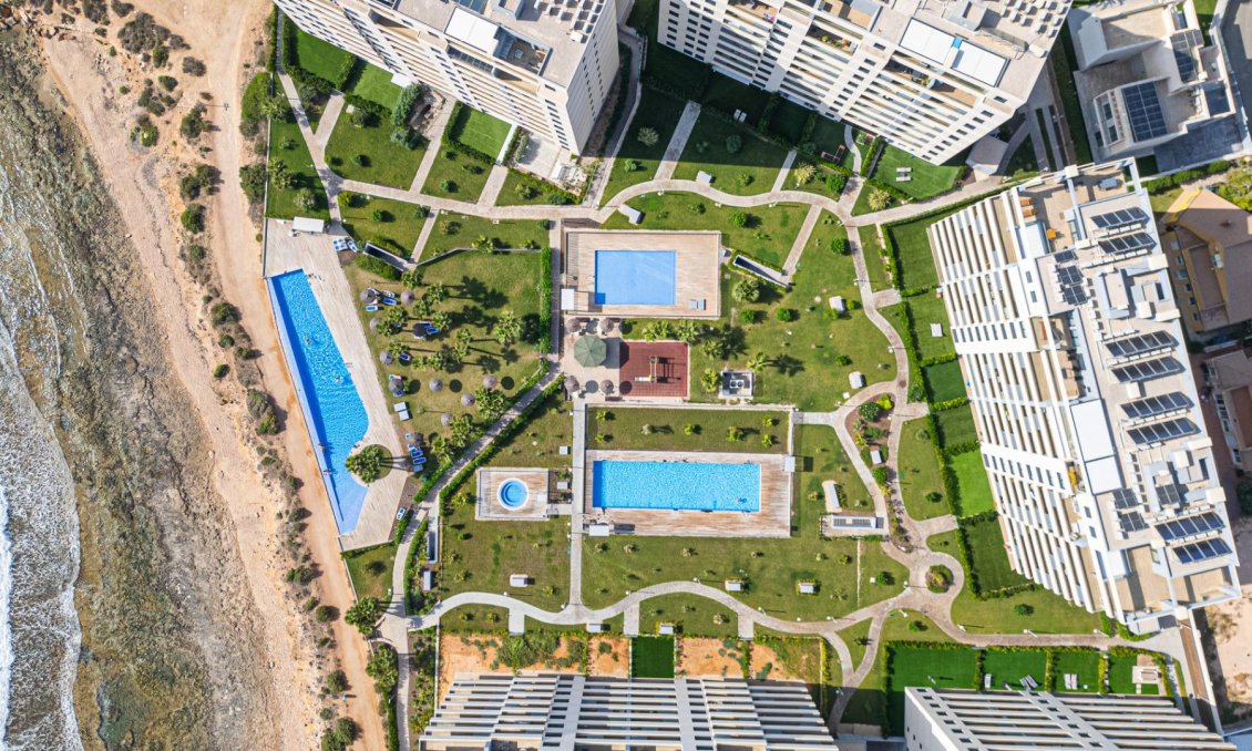 Segunda mano - Apartamento -
Torrevieja - Punta Prima