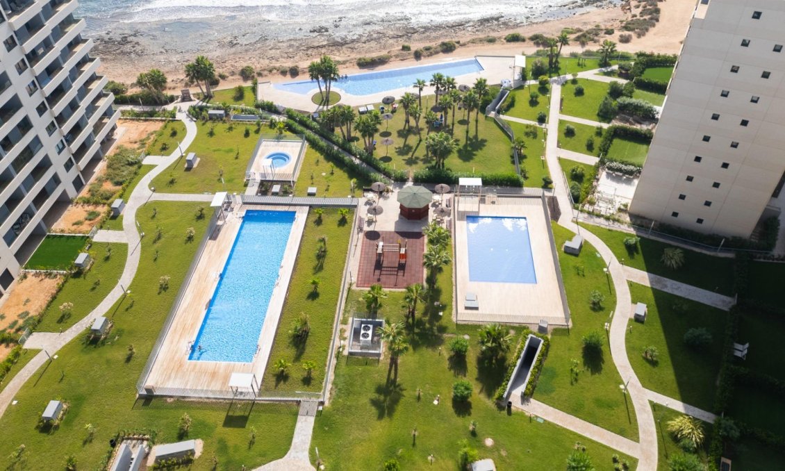 Segunda mano - Apartamento -
Torrevieja - Punta Prima