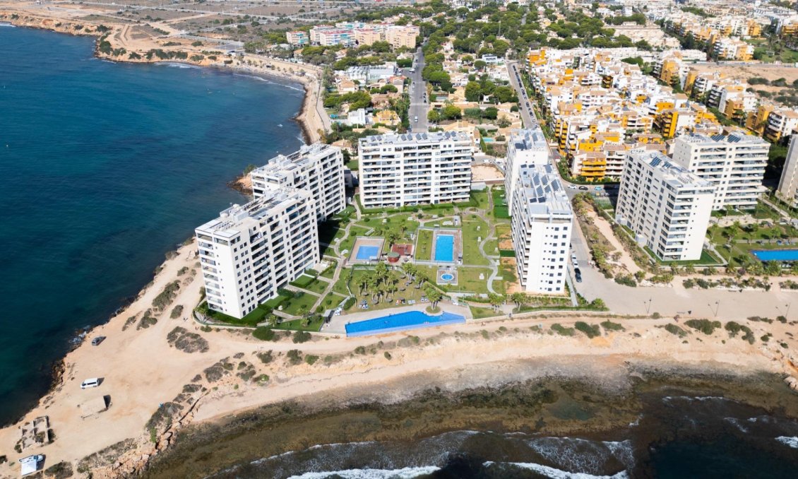 Segunda mano - Apartamento -
Torrevieja - Punta Prima