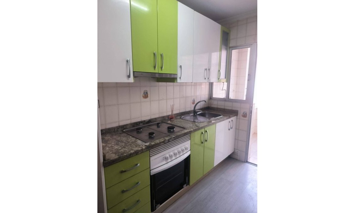 Wiederverkauf - Wohnung -
Lo Pagan - La Puntica