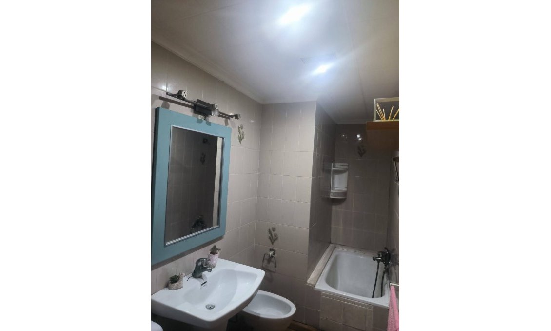 Wiederverkauf - Wohnung -
Lo Pagan - La Puntica