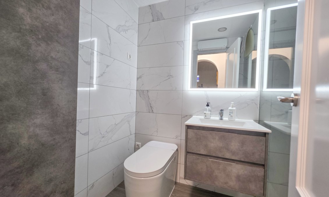 Segunda mano - Apartamento -
Vistabella Golf Entre Naranjos - Inland