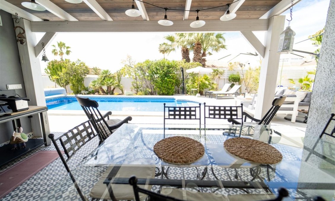 Segunda mano - Villa -
Torrevieja - Costa Blanca