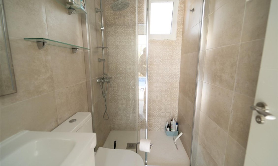 Segunda mano - Villa -
Torrevieja - Costa Blanca