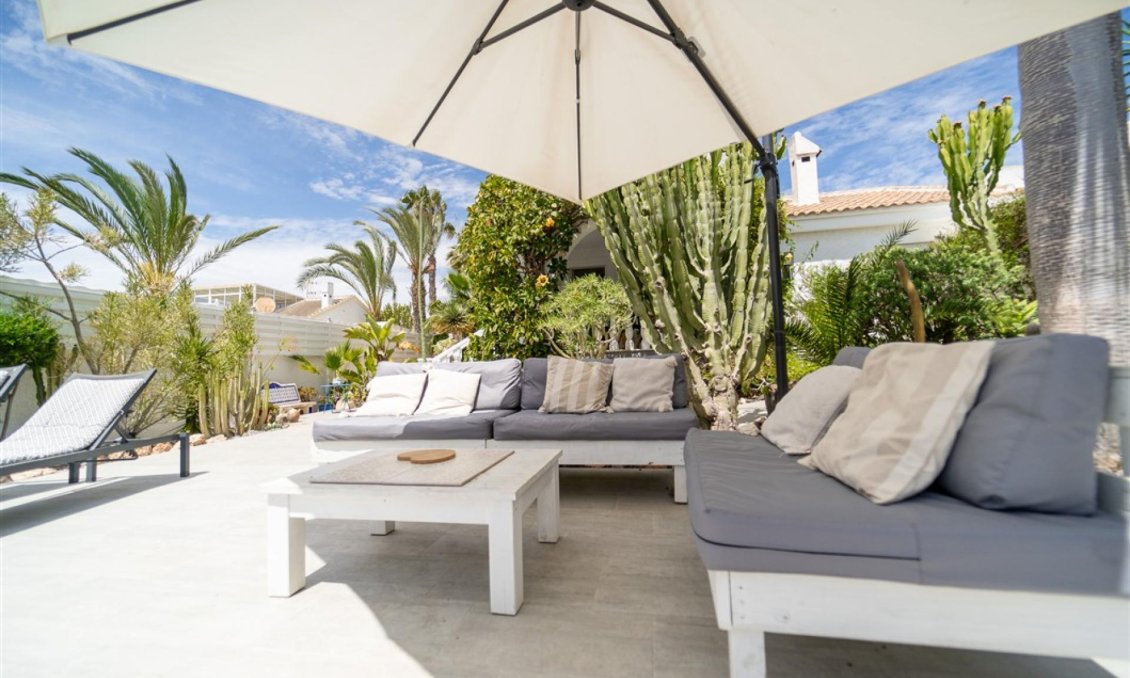 Segunda mano - Villa -
Torrevieja - Costa Blanca