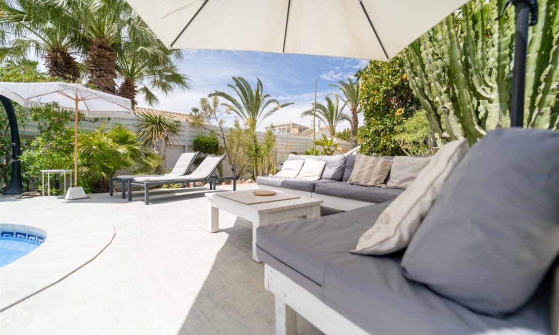 Segunda mano - Villa -
Torrevieja - Costa Blanca