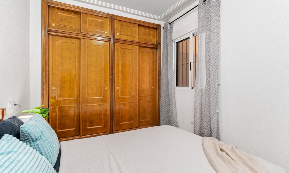 Segunda mano - Apartamento -
Torrevieja - PARQUE DE LAS NACIONES