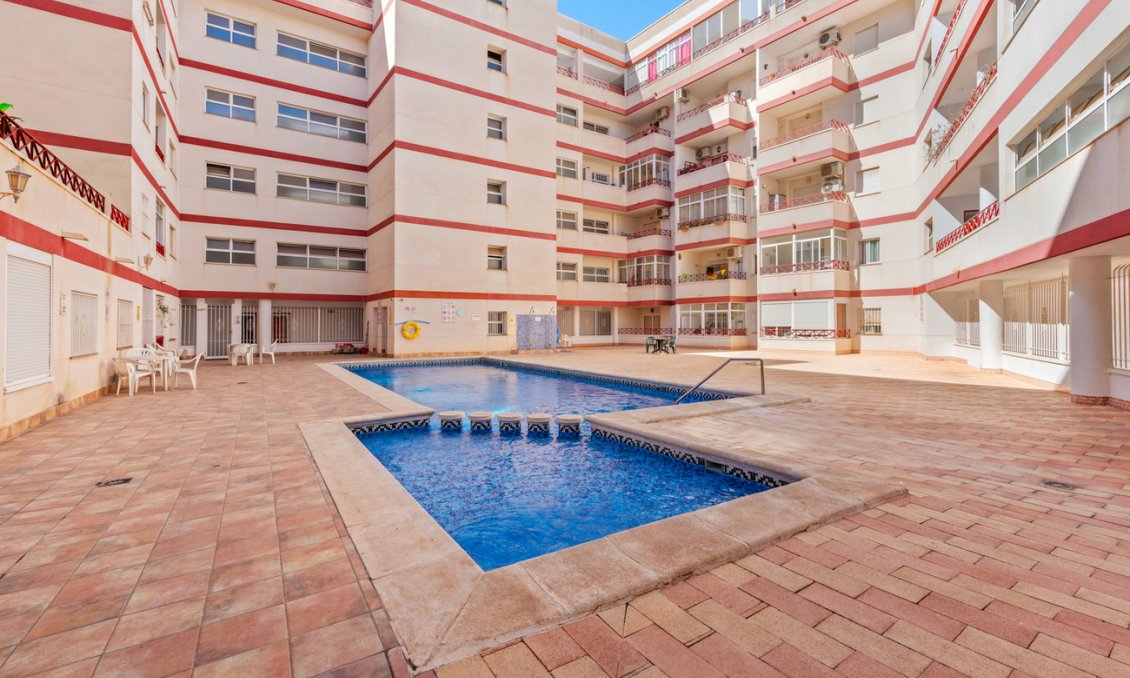 Segunda mano - Apartamento -
Torrevieja - PARQUE DE LAS NACIONES