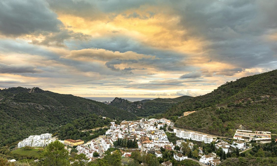 Obra nueva - Apartamento -
Benahavís - Urb. Los Jaralillos
