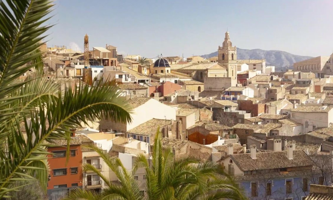 Construcție nouă - Mansardă -
Relleu - pueblo