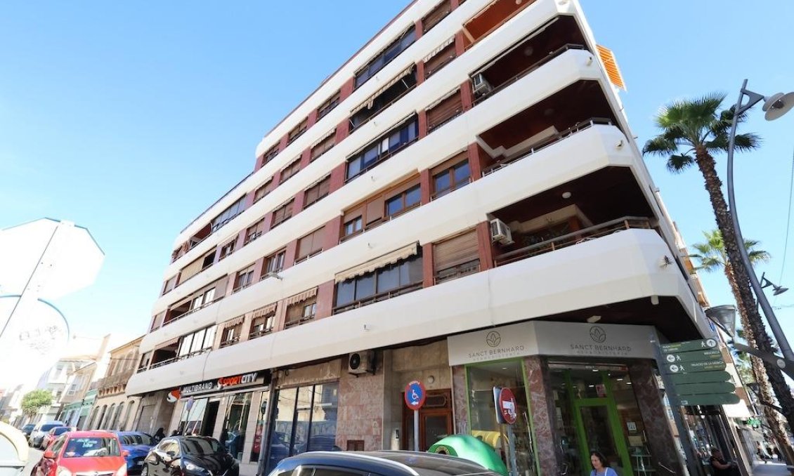 Wiederverkauf - Wohnung -
Torrevieja - Costa Blanca