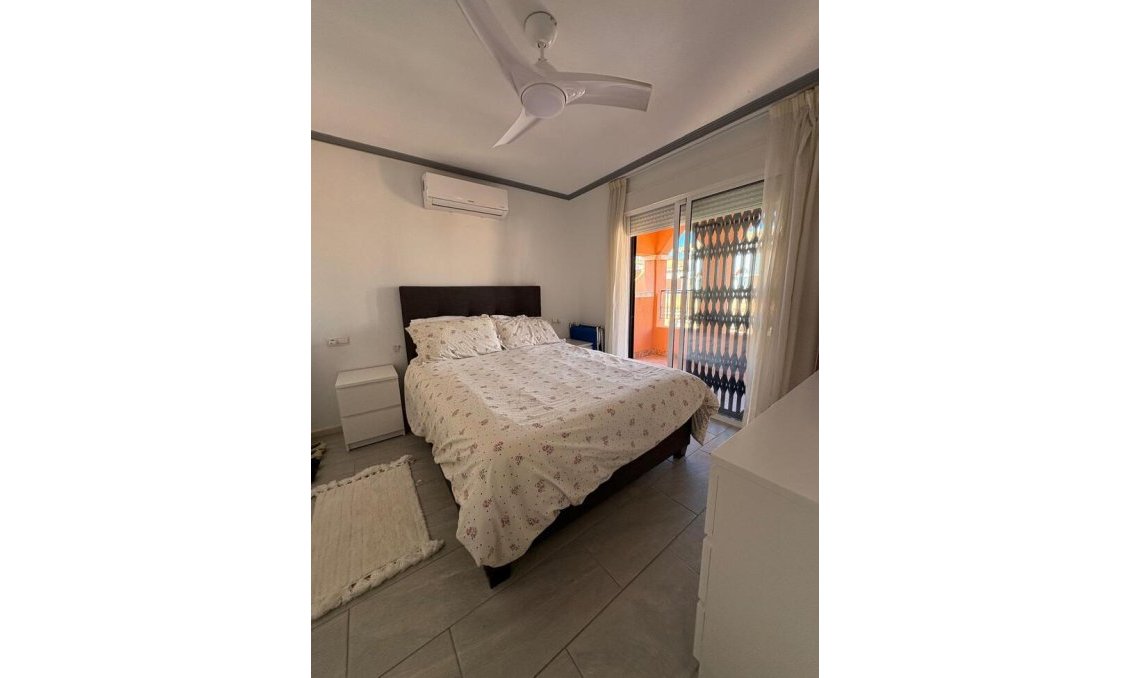 Revânzare - Mansardă -
Playa Flamenca - Costa Blanca