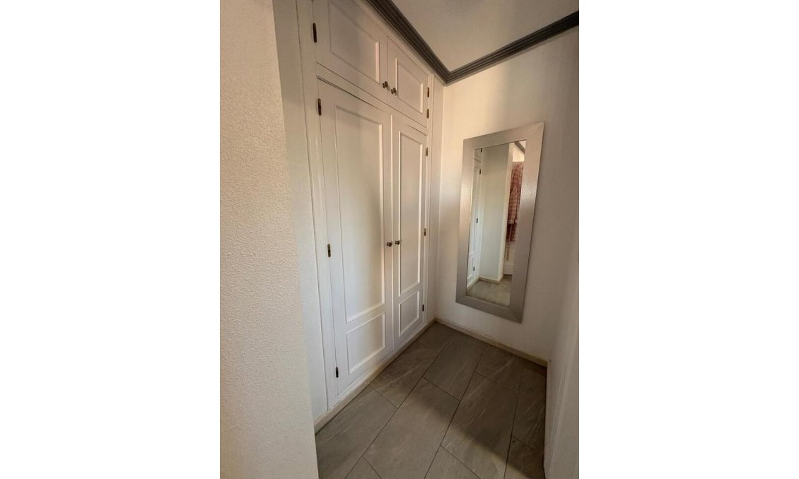 Revânzare - Mansardă -
Playa Flamenca - Costa Blanca