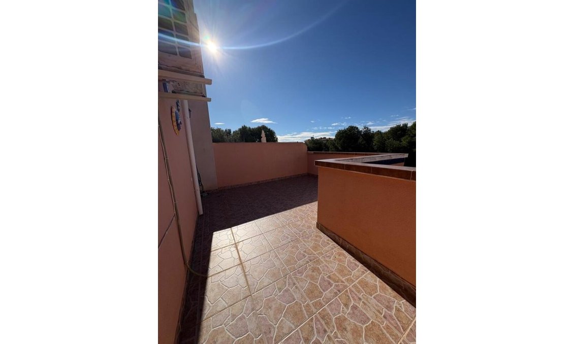 Revânzare - Mansardă -
Playa Flamenca - Costa Blanca