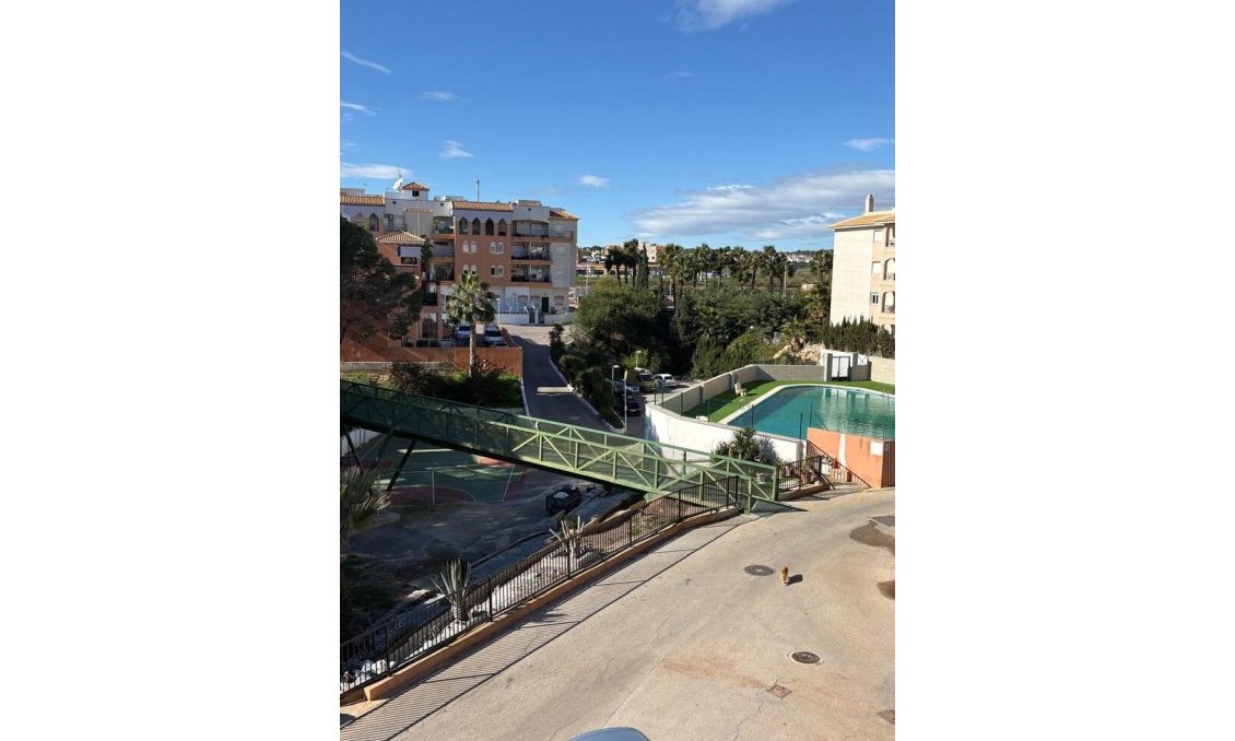 Revânzare - Mansardă -
Playa Flamenca - Costa Blanca