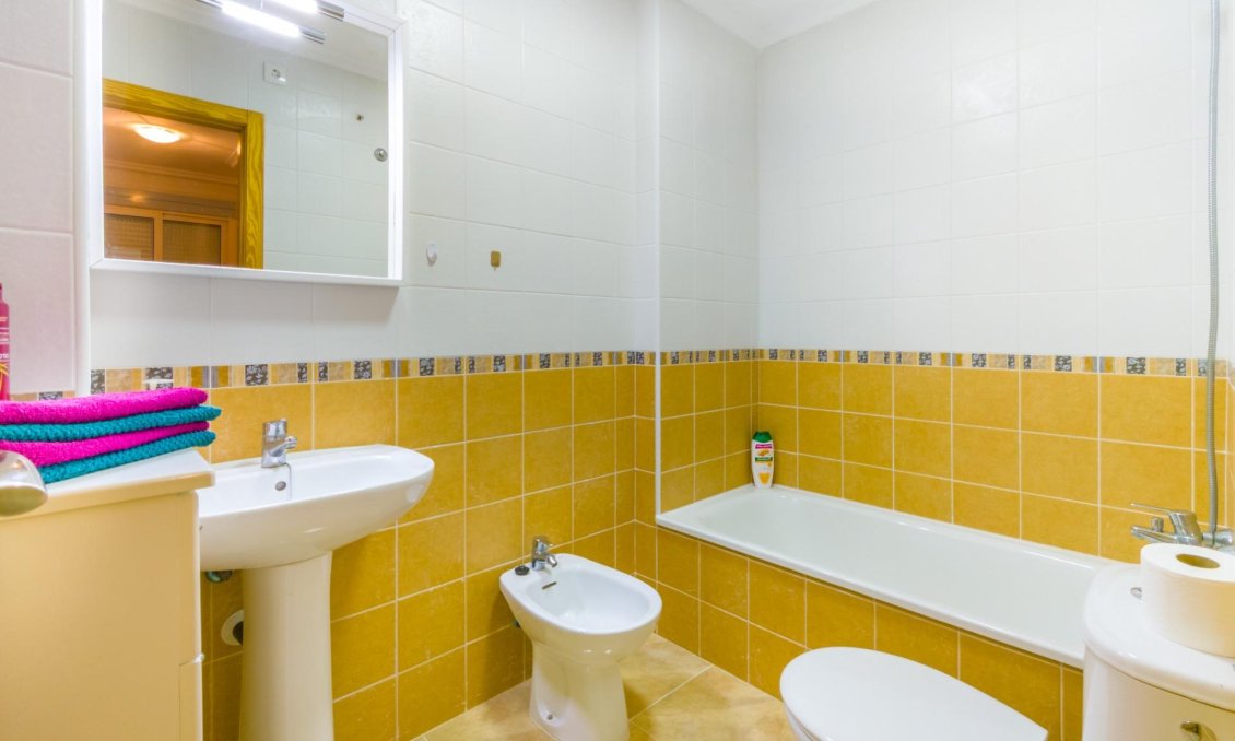 Wiederverkauf - Wohnung -
Torrevieja - Acequion