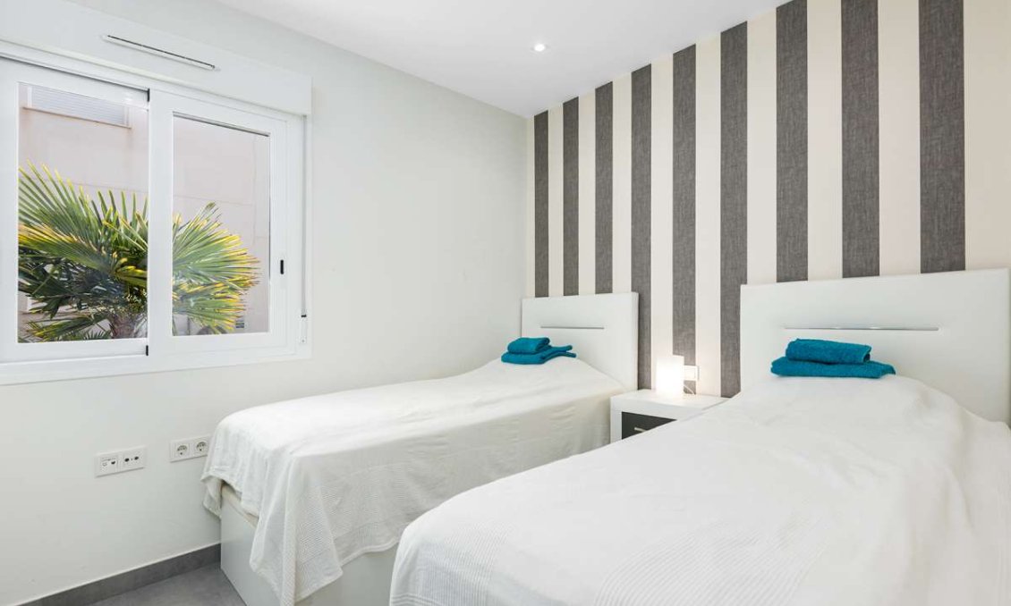 Wiederverkauf - Bungalow -
Torrevieja - Costa Blanca