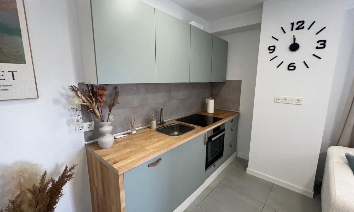 Revânzare - Apartament -
Torrevieja - Zona Los Frutales