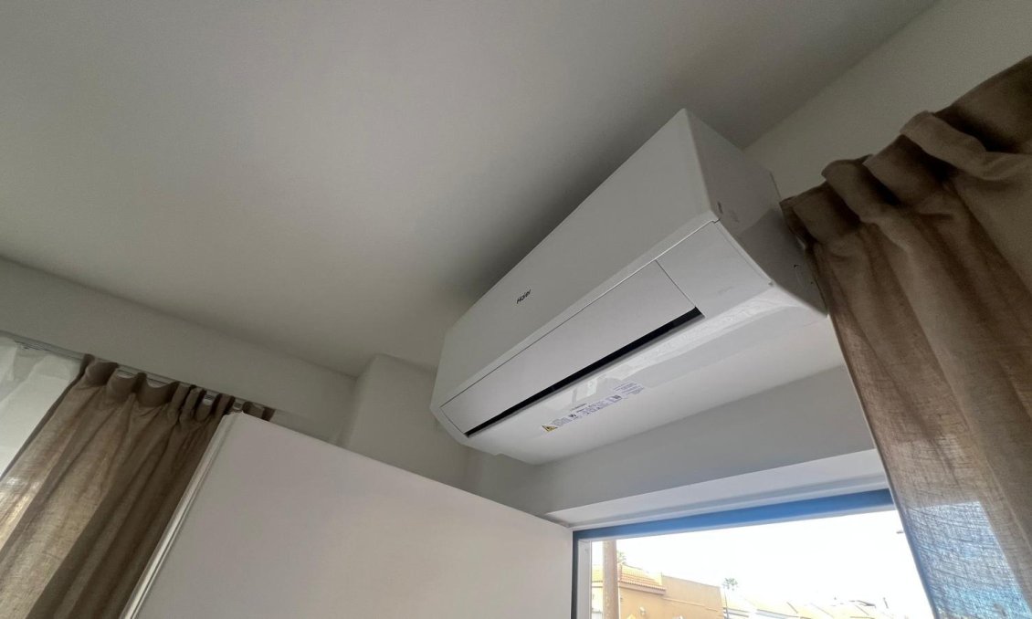 Revânzare - Apartament -
Torrevieja - Zona Los Frutales