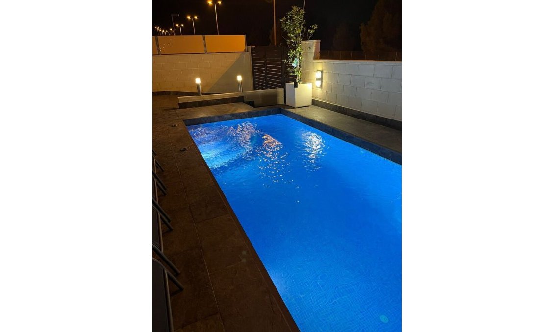 Wiederverkauf - Villa -
Orihuela Costa - Costa Blanca