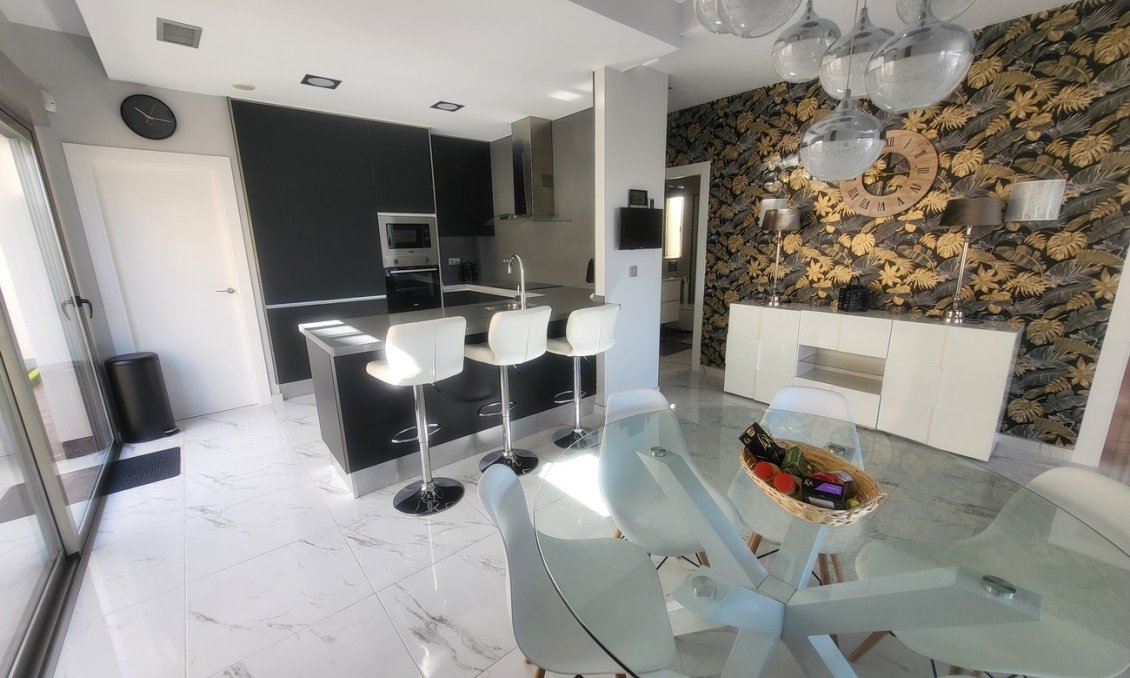 Wiederverkauf - Villa -
Orihuela Costa - Costa Blanca