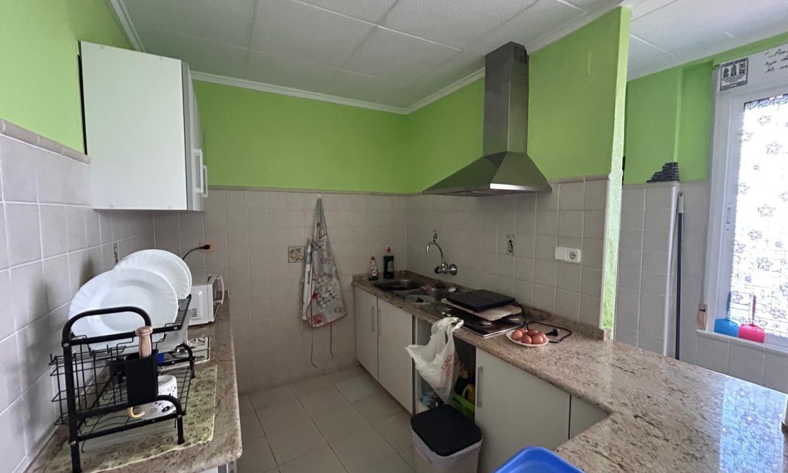 Revânzare - Vilă -
Jacarilla - Inland