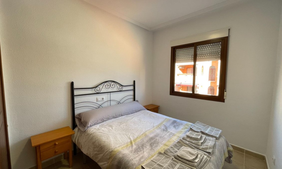 Wiederverkauf - Wohnung -
Torrevieja - Rosaleda-los Frutales