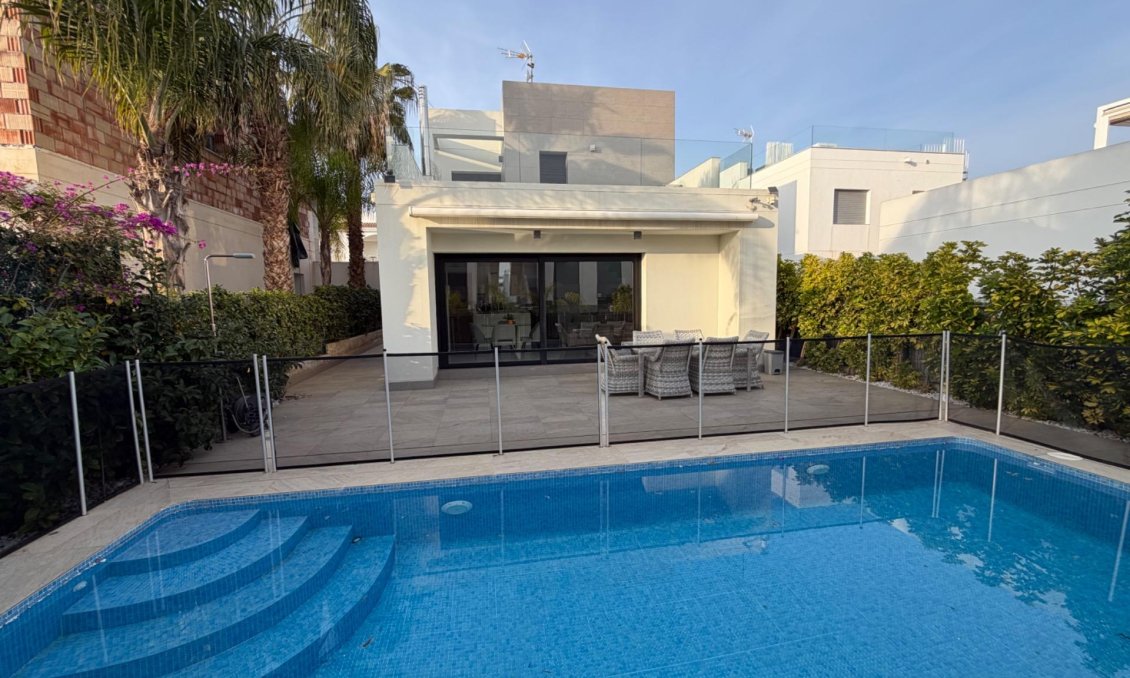 Revente - Villa -
Rojales - Cuidad Quesada