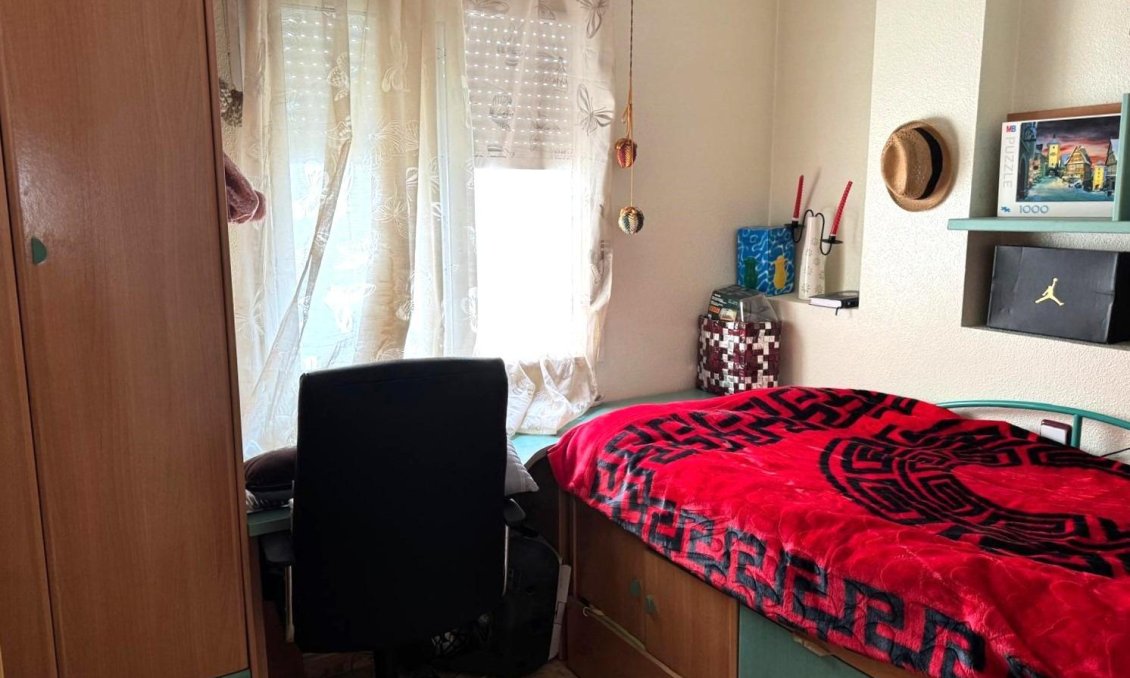 Revente - Appartement -
Torrevieja - Centro