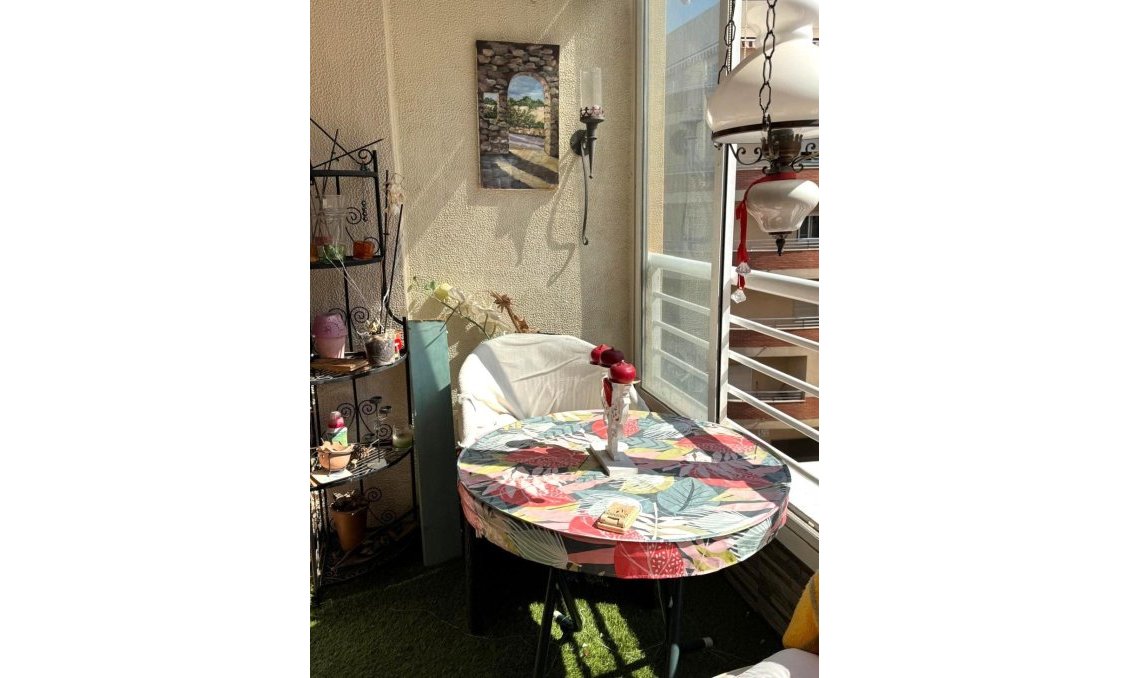 Revente - Appartement -
Torrevieja - Centro