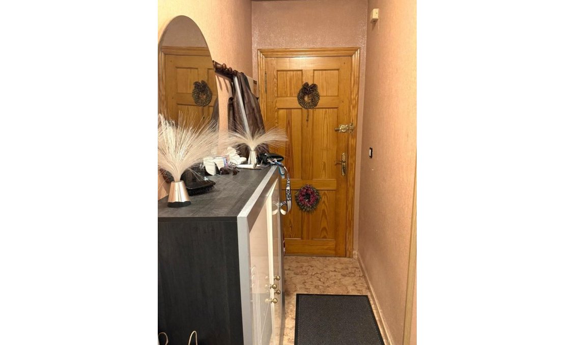 Revente - Appartement -
Torrevieja - Centro