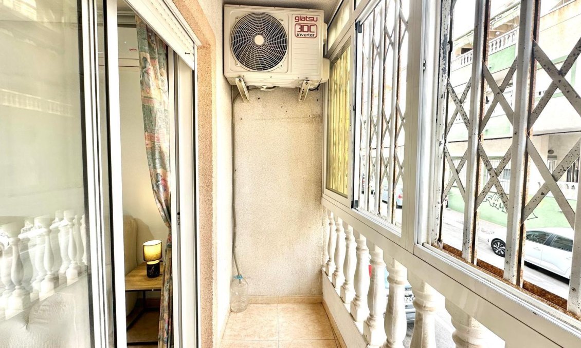 Revente - Appartement -
Torrevieja - Centro