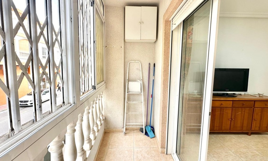 Revente - Appartement -
Torrevieja - Centro