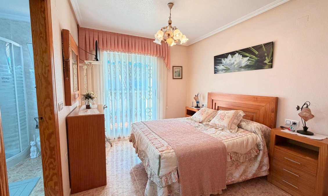 Segunda mano - Ático -
Torrevieja - Acequion