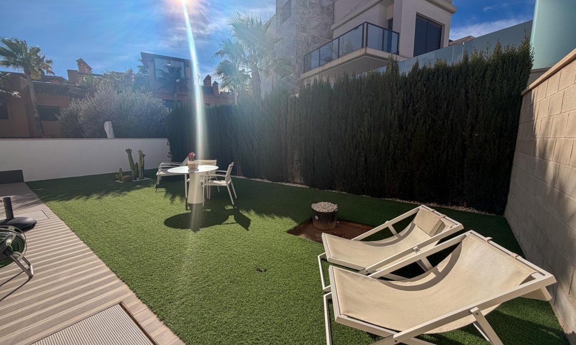 Használt Ingatlanok - Villa -
San Miguel de Salinas - Bellavista