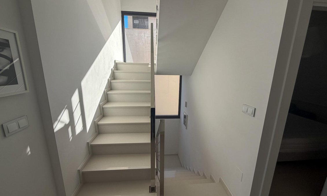 Használt Ingatlanok - Villa -
San Miguel de Salinas - Bellavista