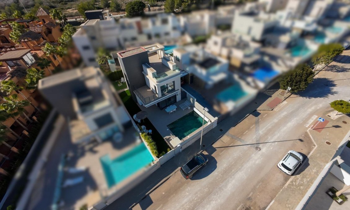 Használt Ingatlanok - Villa -
San Miguel de Salinas - Bellavista