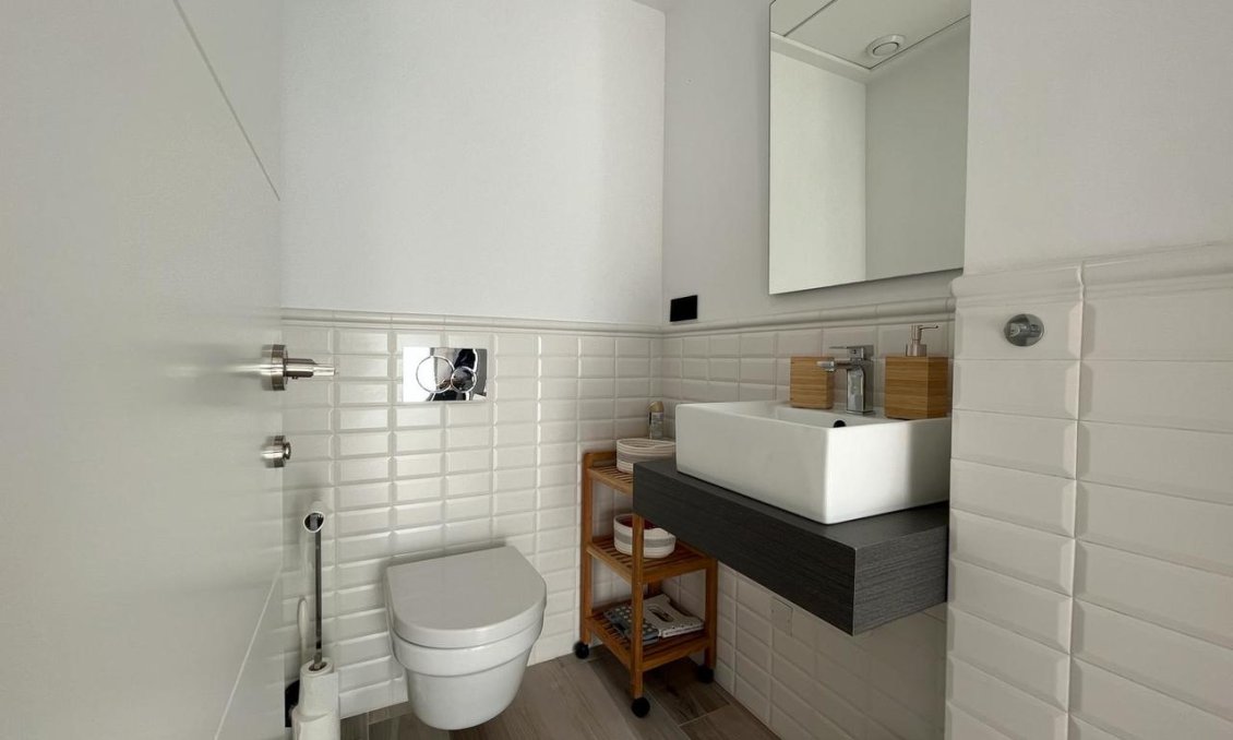 Segunda mano - Villa -
Los Balcones - Costa Blanca