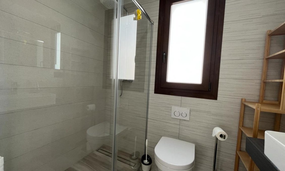 Segunda mano - Villa -
Los Balcones - Costa Blanca