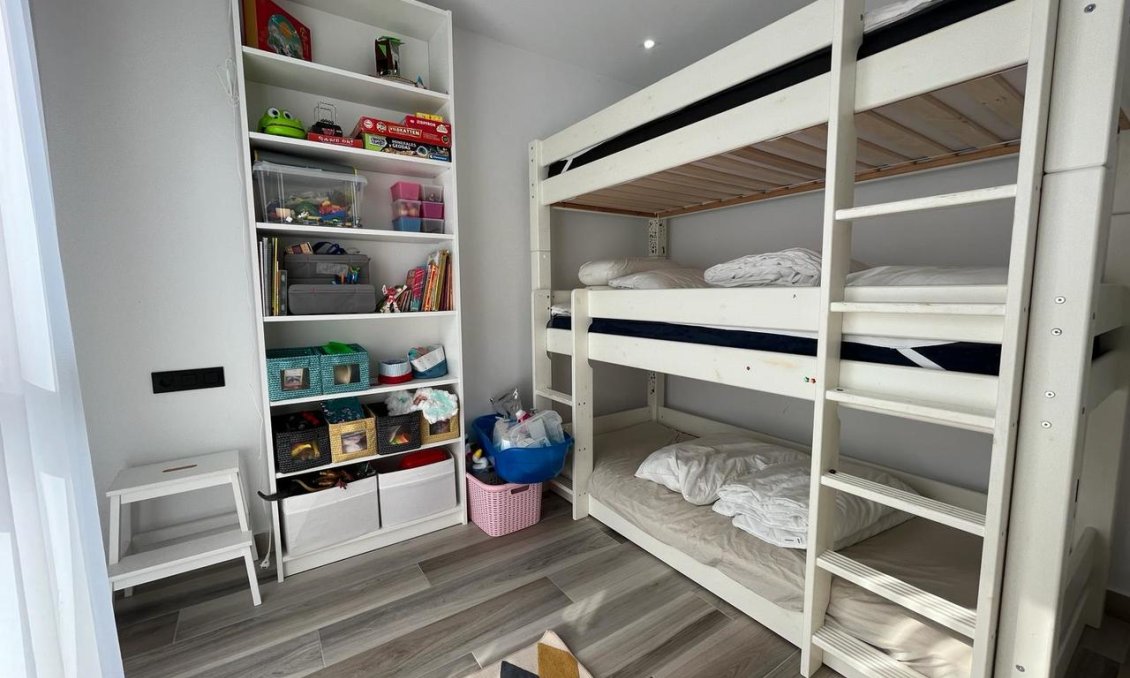 Segunda mano - Villa -
Los Balcones - Costa Blanca