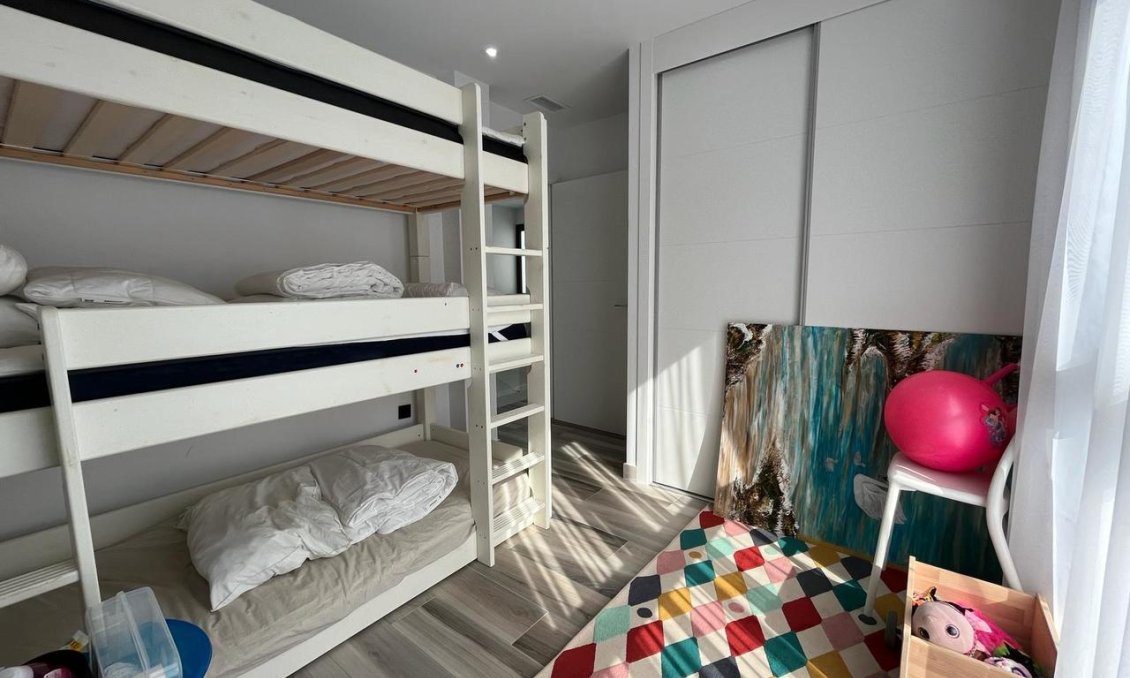 Segunda mano - Villa -
Los Balcones - Costa Blanca