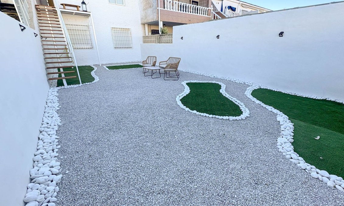 Segunda mano - Bungalow -
Orihuela Costa - Costa Blanca