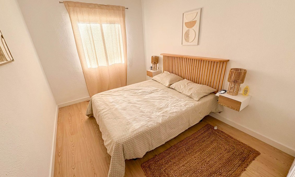 Segunda mano - Bungalow -
Orihuela Costa - Costa Blanca