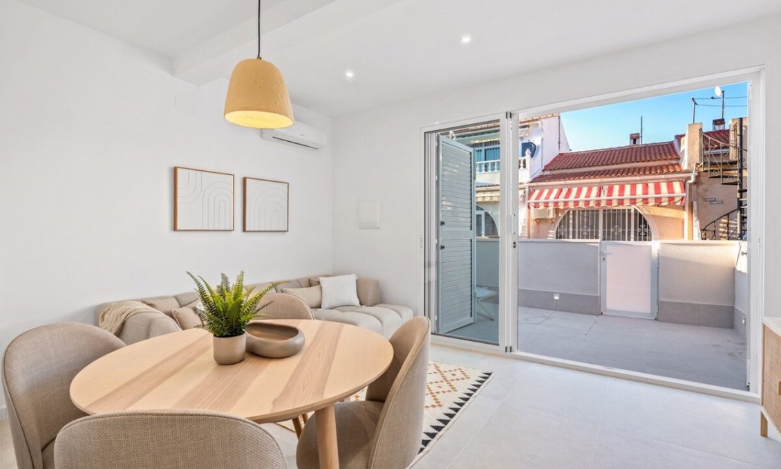 Segunda mano - Bungalow -
Torrevieja - Costa Blanca