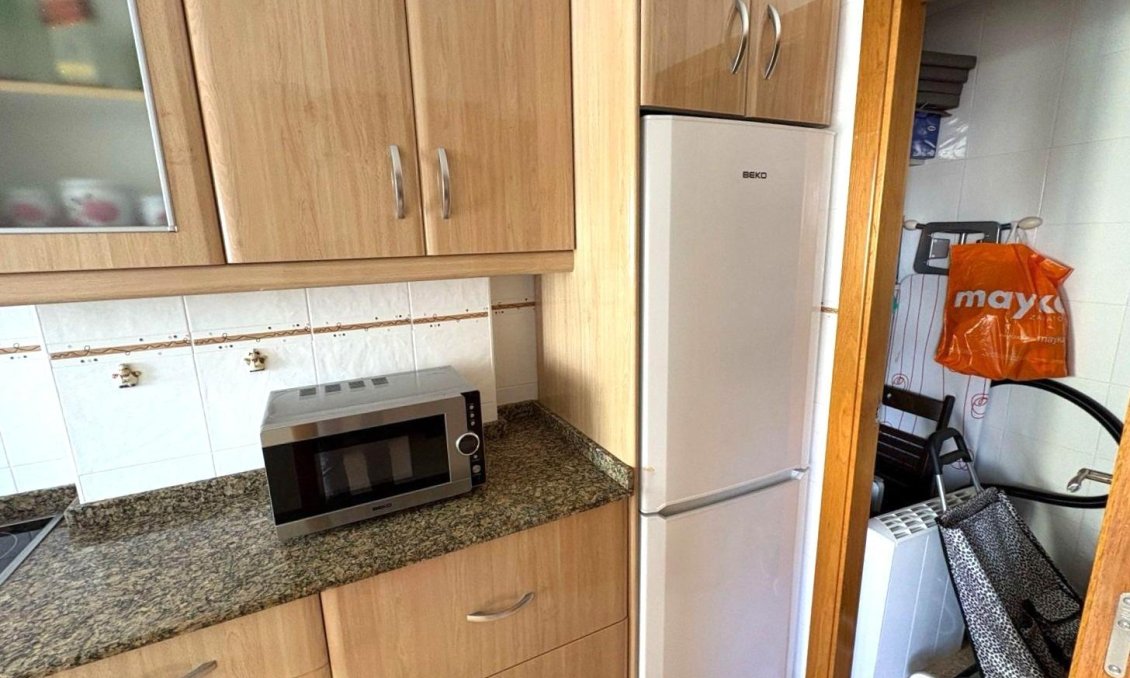 Segunda mano - Apartamento -
Torrevieja - Centro