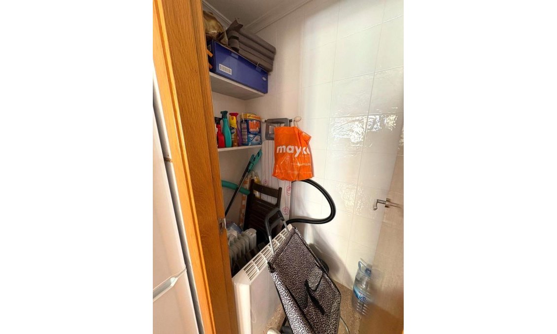 Segunda mano - Apartamento -
Torrevieja - Centro